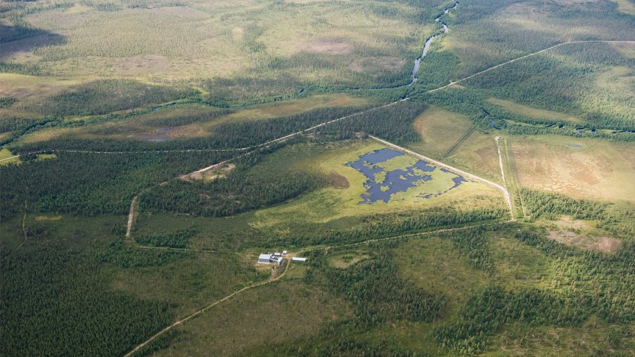 An aerial view of the Sokli mining area in Savukoski.